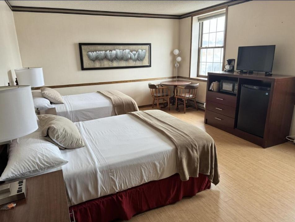 Standard Double Room interior